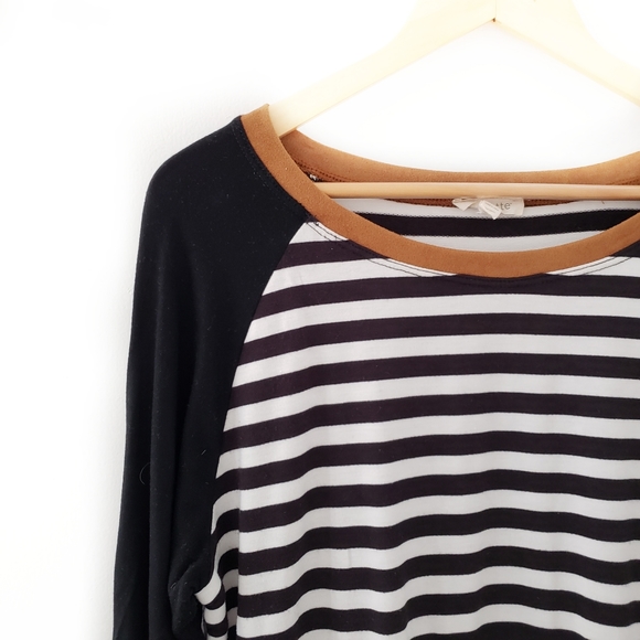loralette Tops - 3 for$25 Loralette || Plus Black White Stripe Top